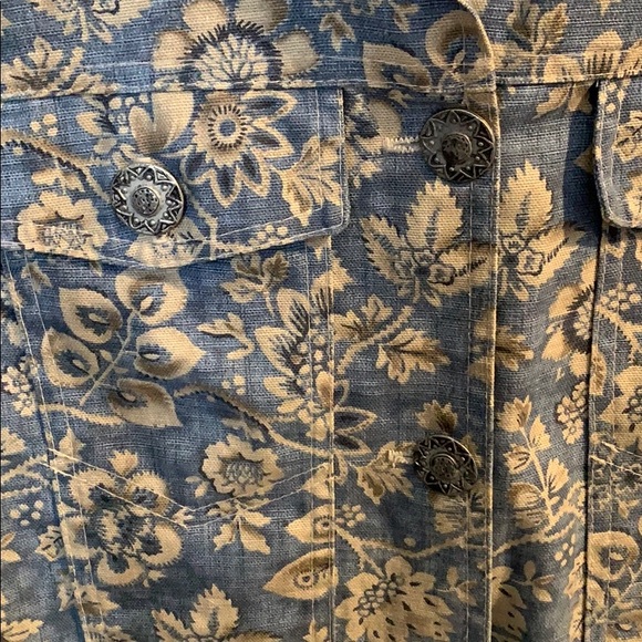 Floral denim jacket size M - Picture 3 of 4